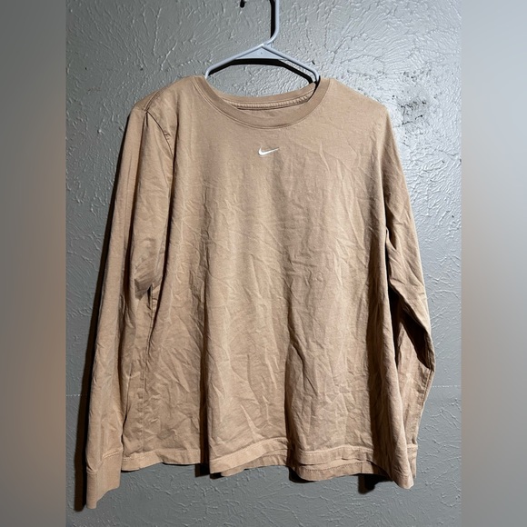 Nike long sleeve - Picture 2 of 4
